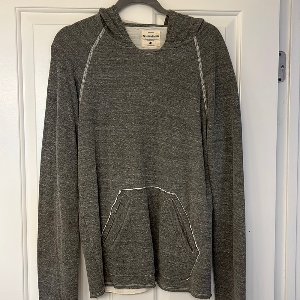 Splendid Mills - Sweater Hoodie - Medium
